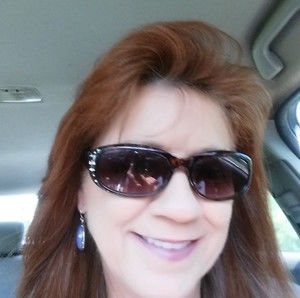 Meet your Posher, Renee